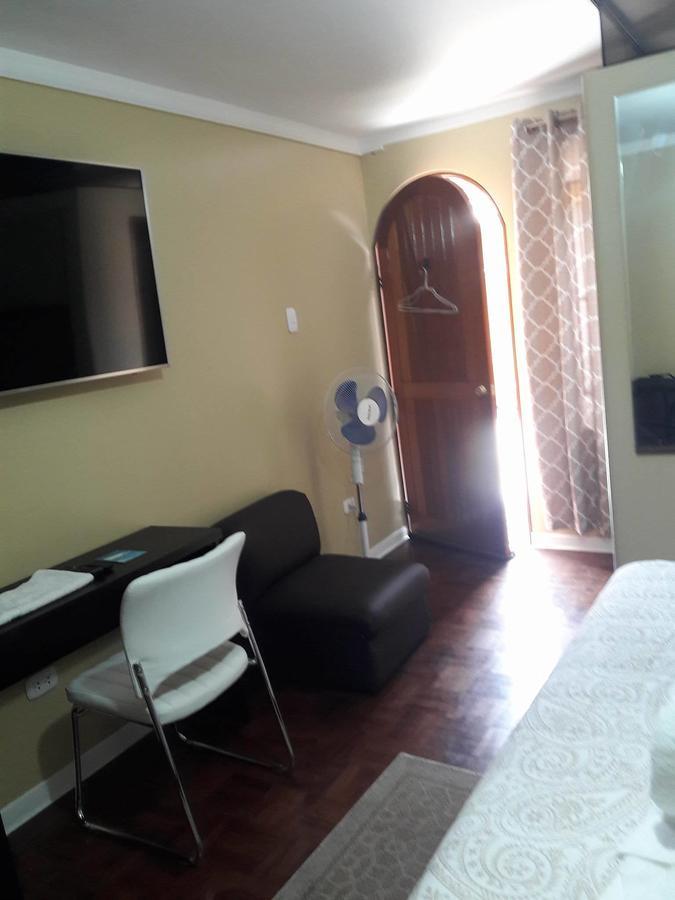 לימה Hostal Victoria מראה חיצוני תמונה